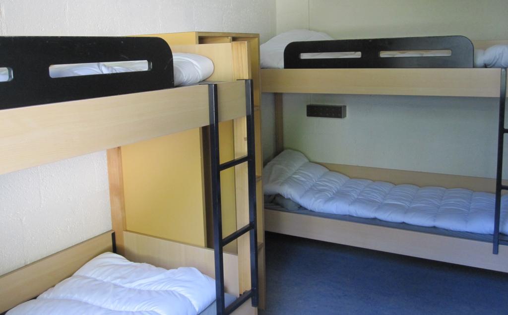 Harba Lorifa Hostel Валкенсваард Стая снимка