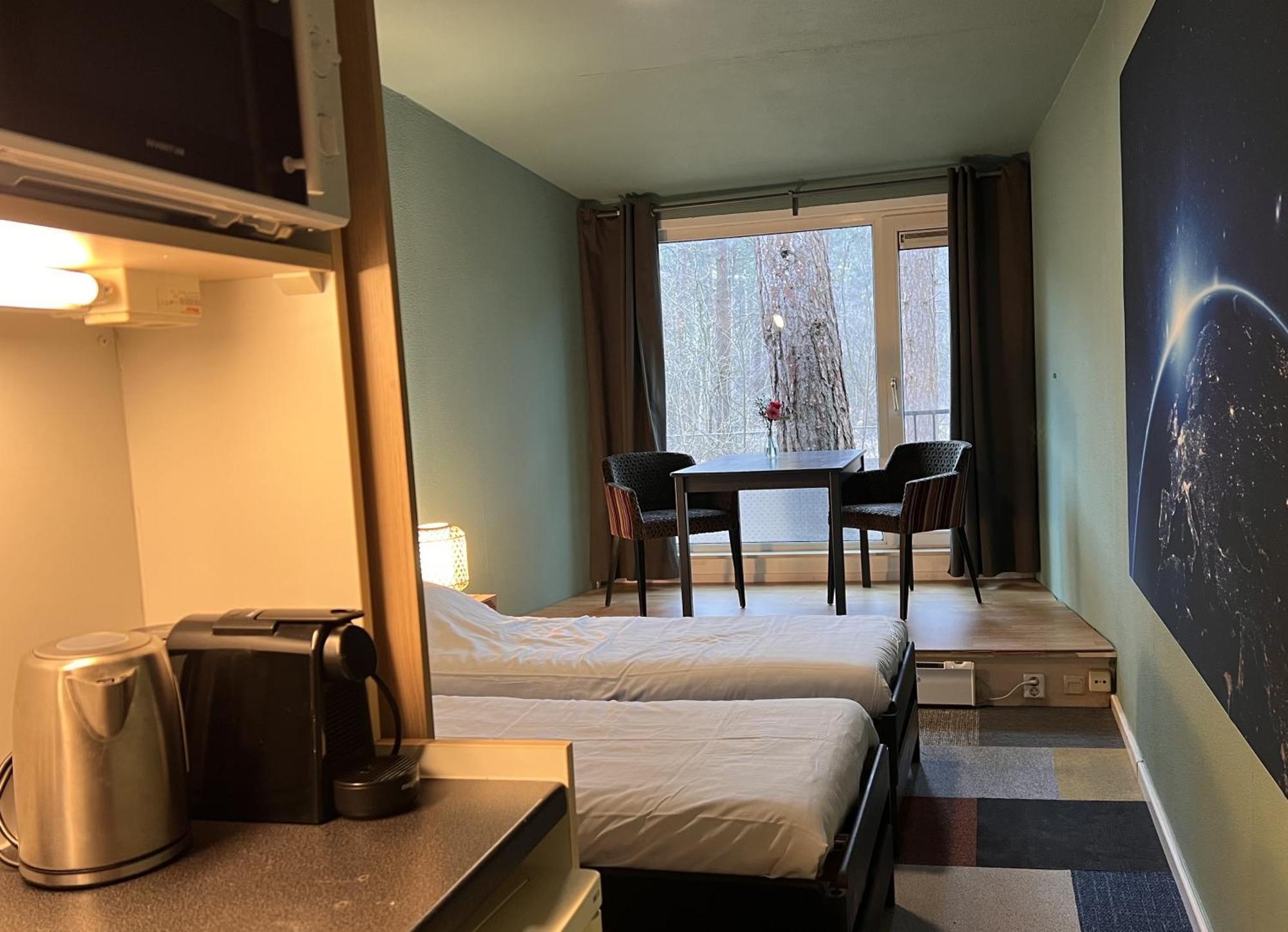 Harba Lorifa Hostel Валкенсваард Стая снимка