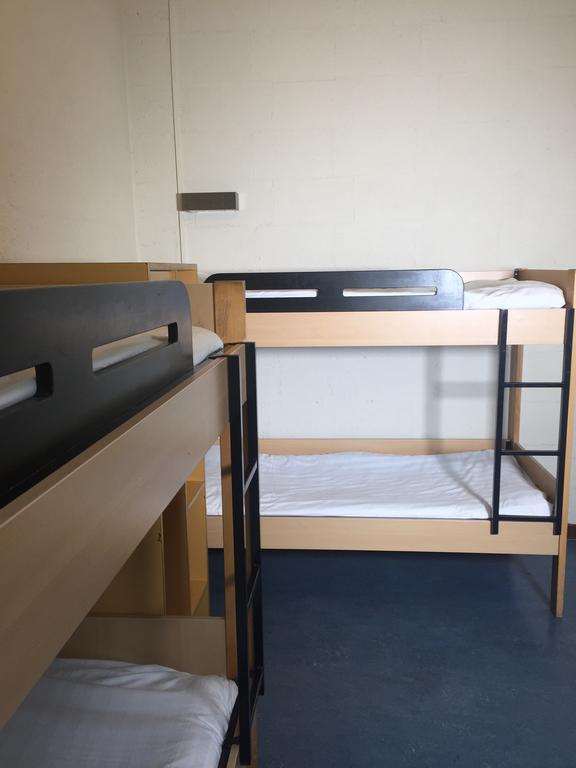 Harba Lorifa Hostel Валкенсваард Екстериор снимка